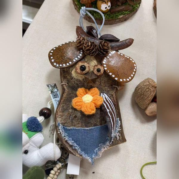 Bean Pod Doll